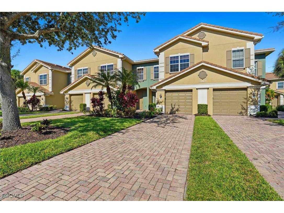3211 Cottonwood Bend #705 Fort Myers FL 33905 2025016767 image1