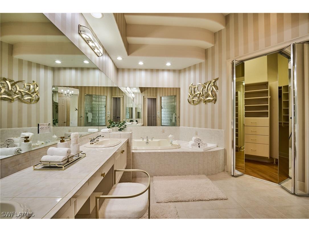 3211 Lancaster Drive #3 Naples FL 34105 226009479 image30