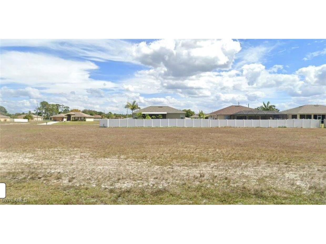3211 NE 13th Court Cape Coral FL 33909 224076399 image1