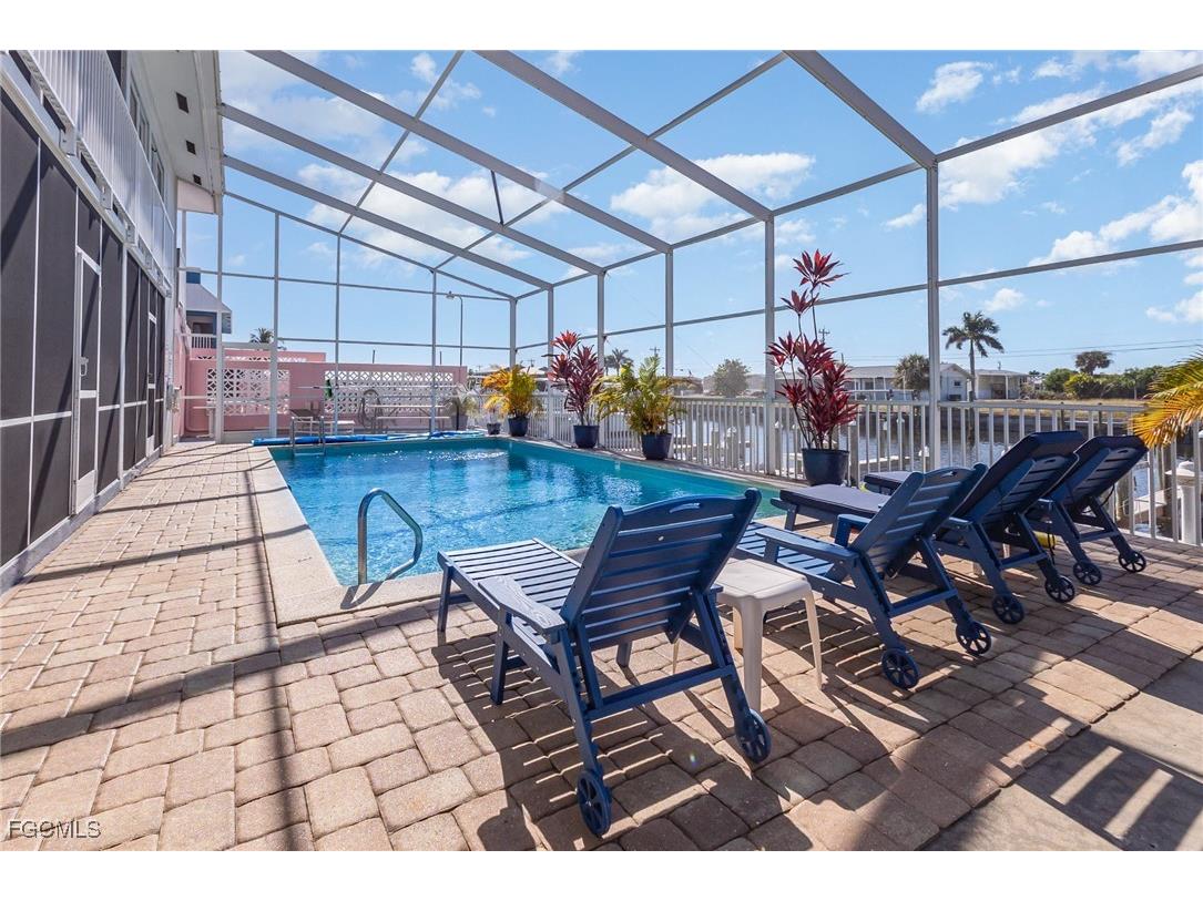 3211 Stringfellow Road #104 Saint James City FL 33956 2025022556 image18