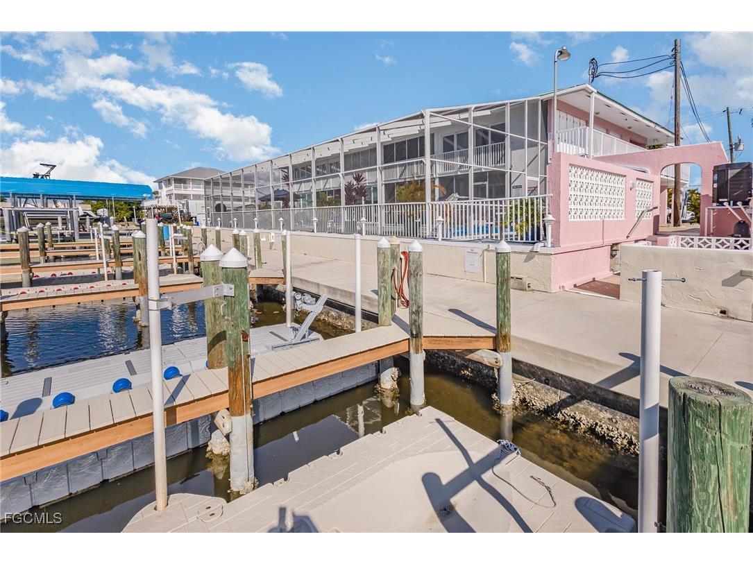 3211 Stringfellow Road #104 Saint James City FL 33956 2025022556 image22