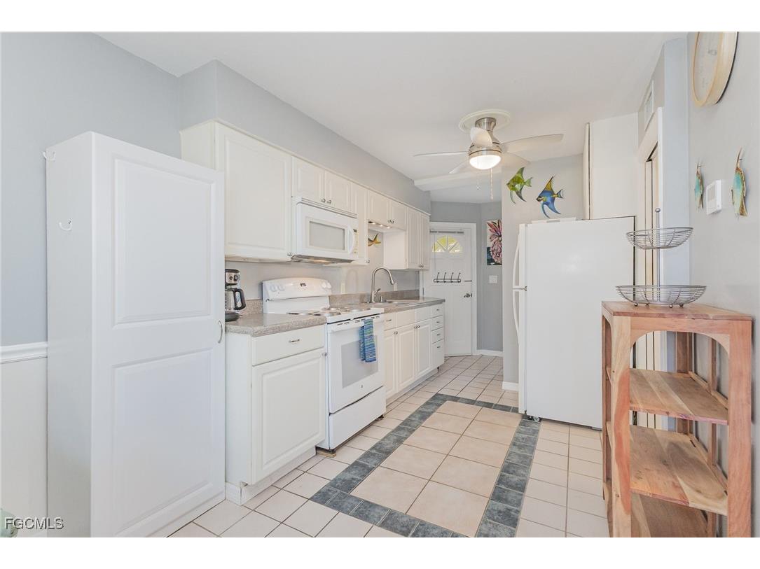 3211 Stringfellow Road #104 Saint James City FL 33956 2025022556 image6