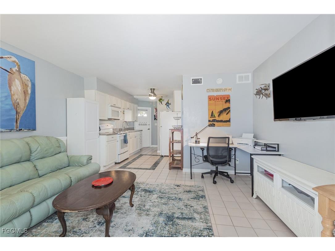 3211 Stringfellow Road #104 Saint James City FL 33956 2025022556 image8