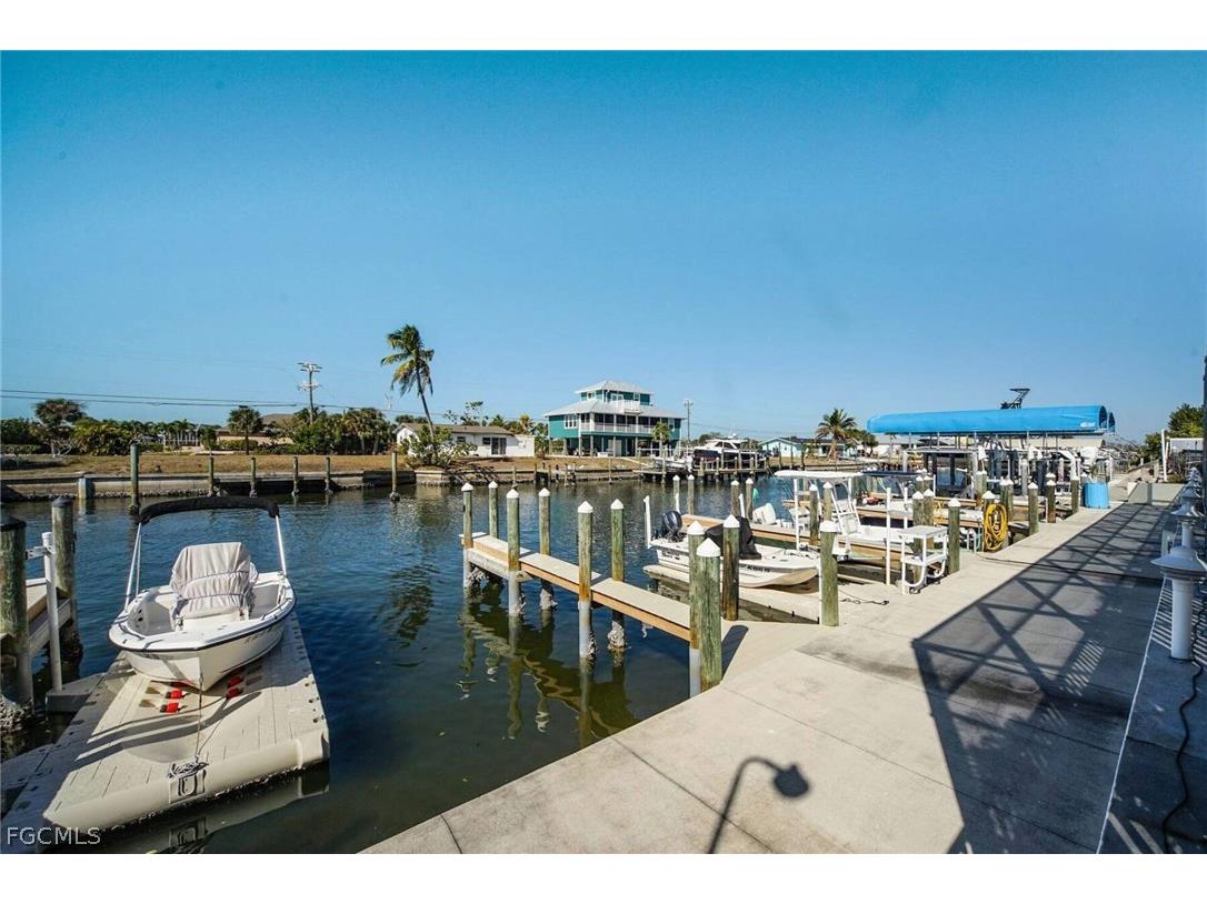 3211 Stringfellow Road #105 Saint James City FL 33956 2026006606 image29