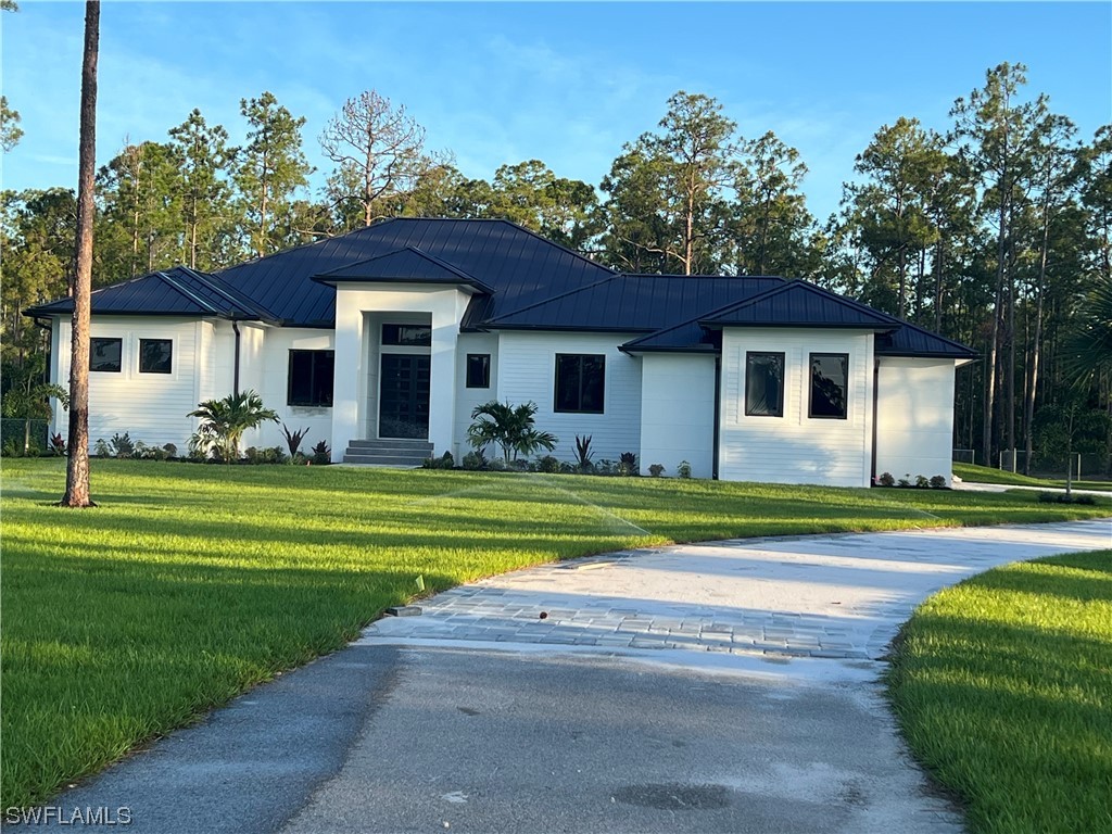 3212 10th Avenue NE Naples FL 34120 223047188 image1