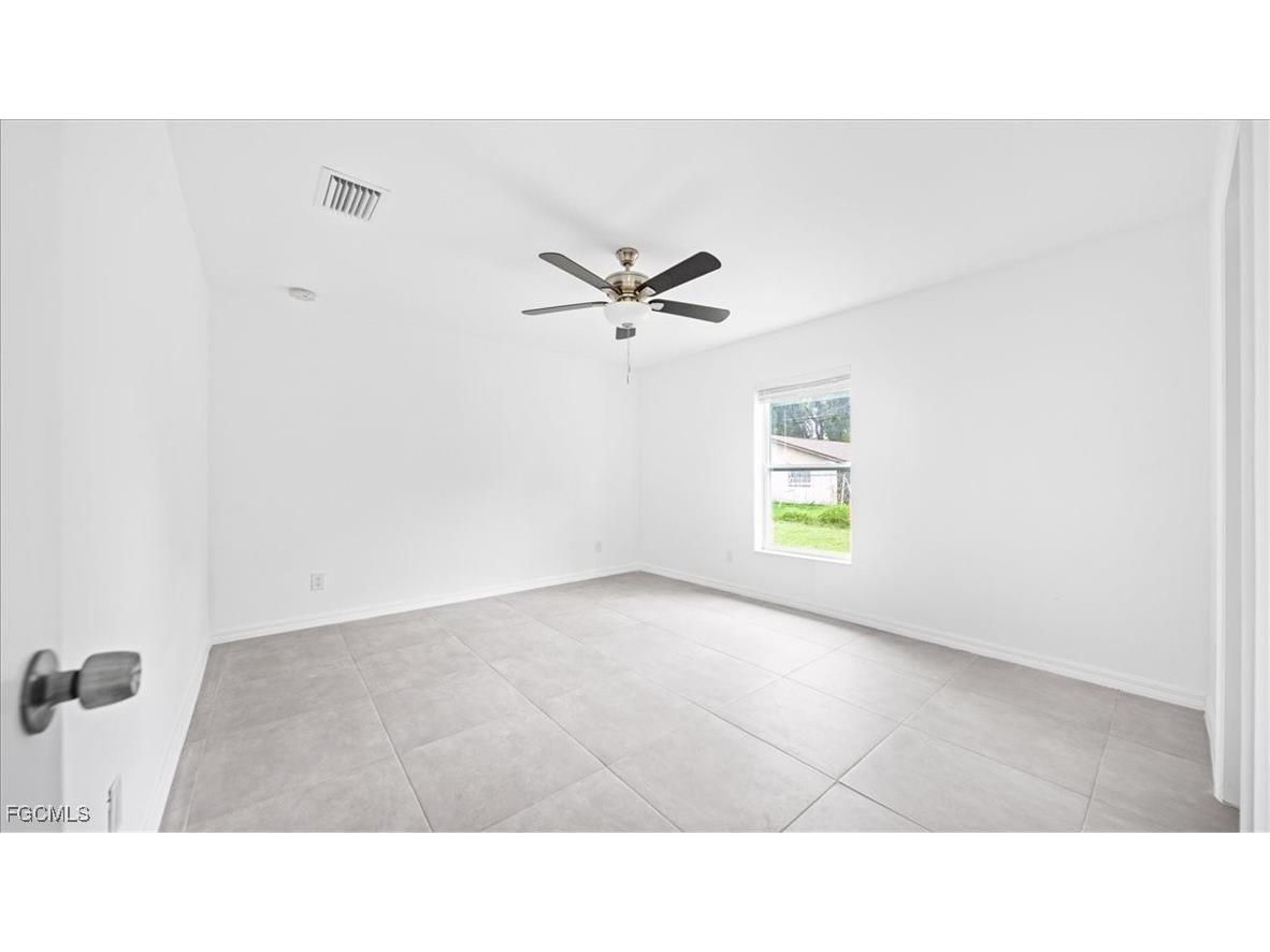 3212 Jeffcott Street Fort Myers FL 33916 2025019364 image20