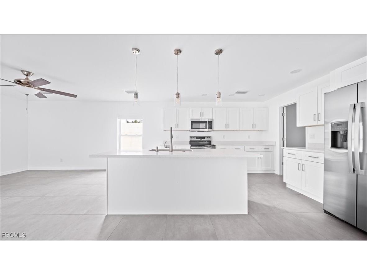 3212 Jeffcott Street Fort Myers FL 33916 2025019364 image7