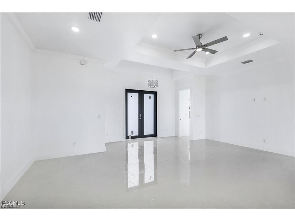 3212 Vera Court Lehigh Acres FL 33976 2025024852 image4