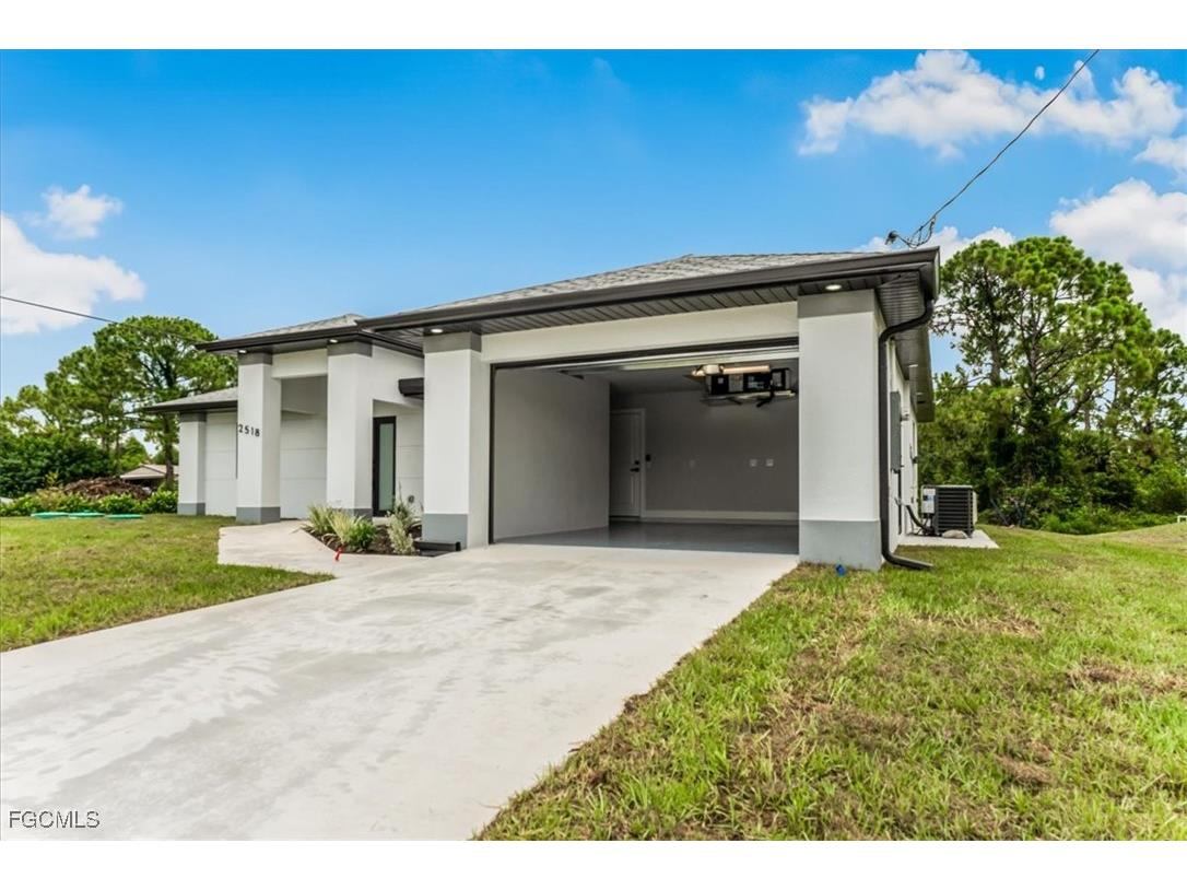 3213 24th Street SW Lehigh Acres FL 33976 2026000900 image4