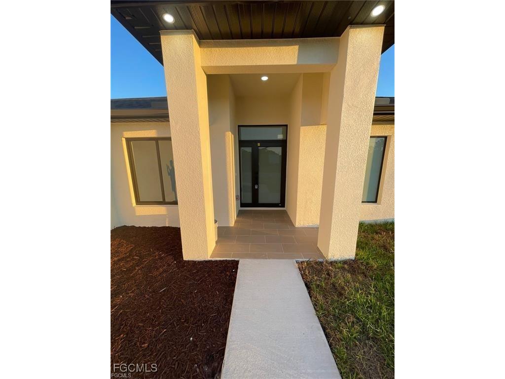 3213 33rd Street SW Lehigh Acres FL 33976 2025015917 image3