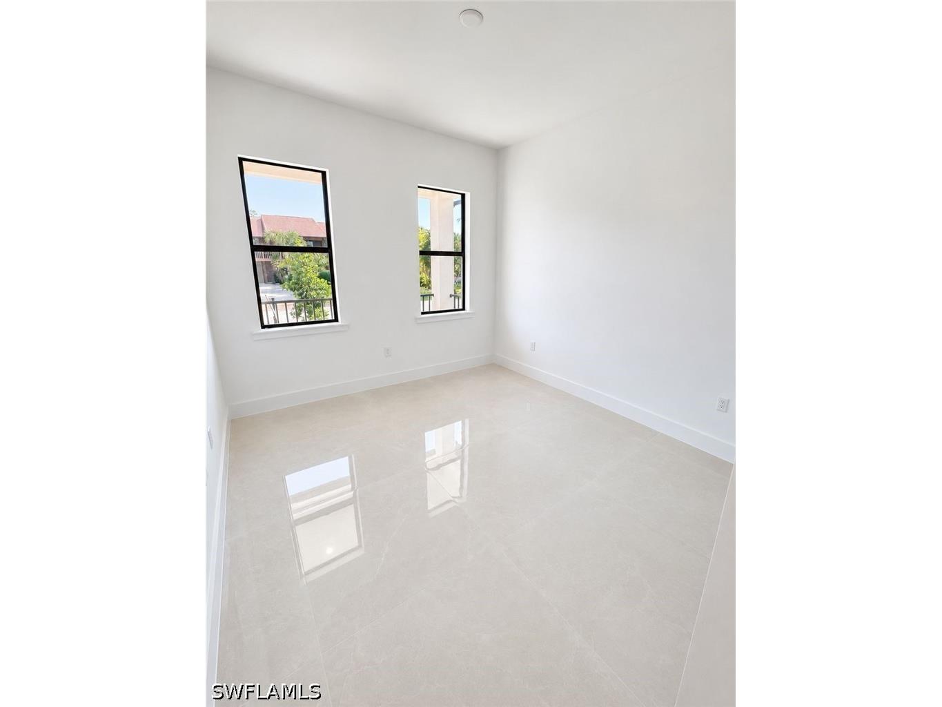 3214 Andrews Avenue Naples FL 34112 226005798 image10