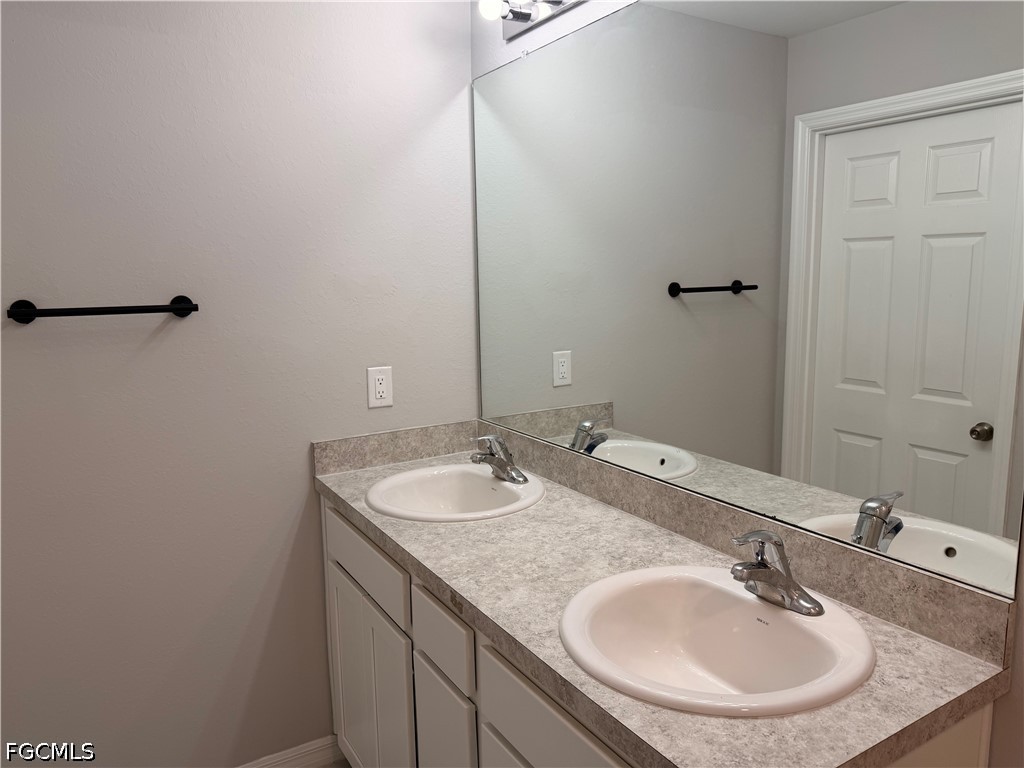 3214 NE 14th Place Cape Coral FL 33909 2026029094 image15