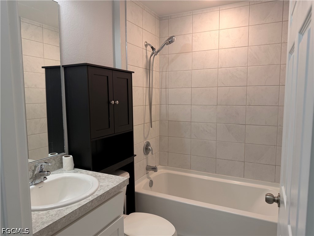3214 NE 14th Place Cape Coral FL 33909 2026029094 image22