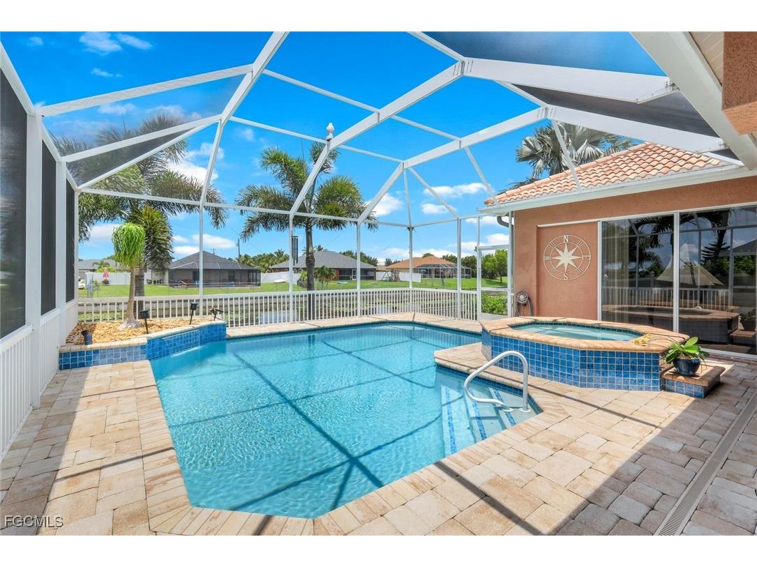 3214 SW 11th Place Cape Coral FL 33914 2025000701 image1