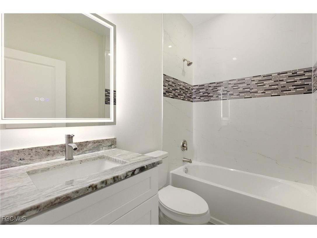 3215 26th Street W Lehigh Acres FL 33971 2025017951 image17