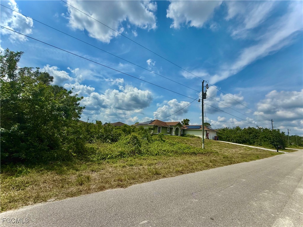 3215 66th Street W Lehigh Acres FL 33971 2025023045 image2