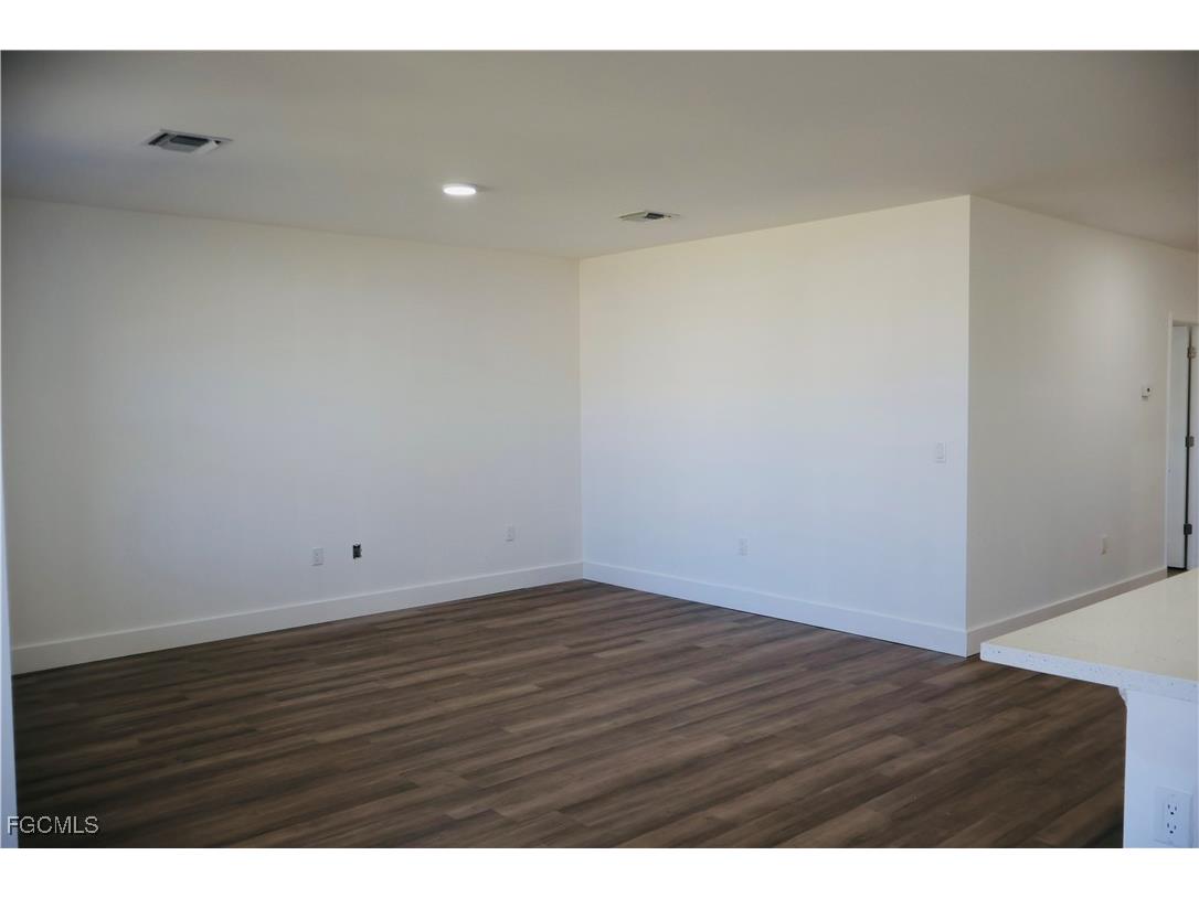 3215 8th Street SW Lehigh Acres FL 33976 2026000359 image11