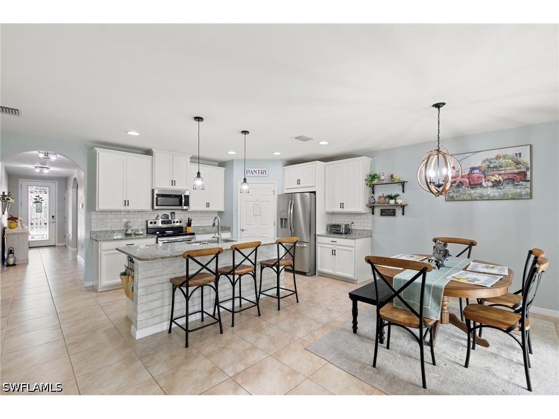 3215 Birchin Lane Fort Myers FL 33916 226018772 image2
