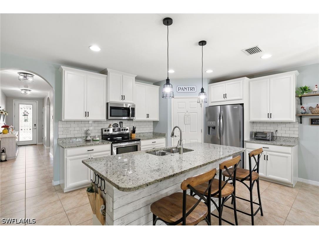 3215 Birchin Lane Fort Myers FL 33916 226018772 image3