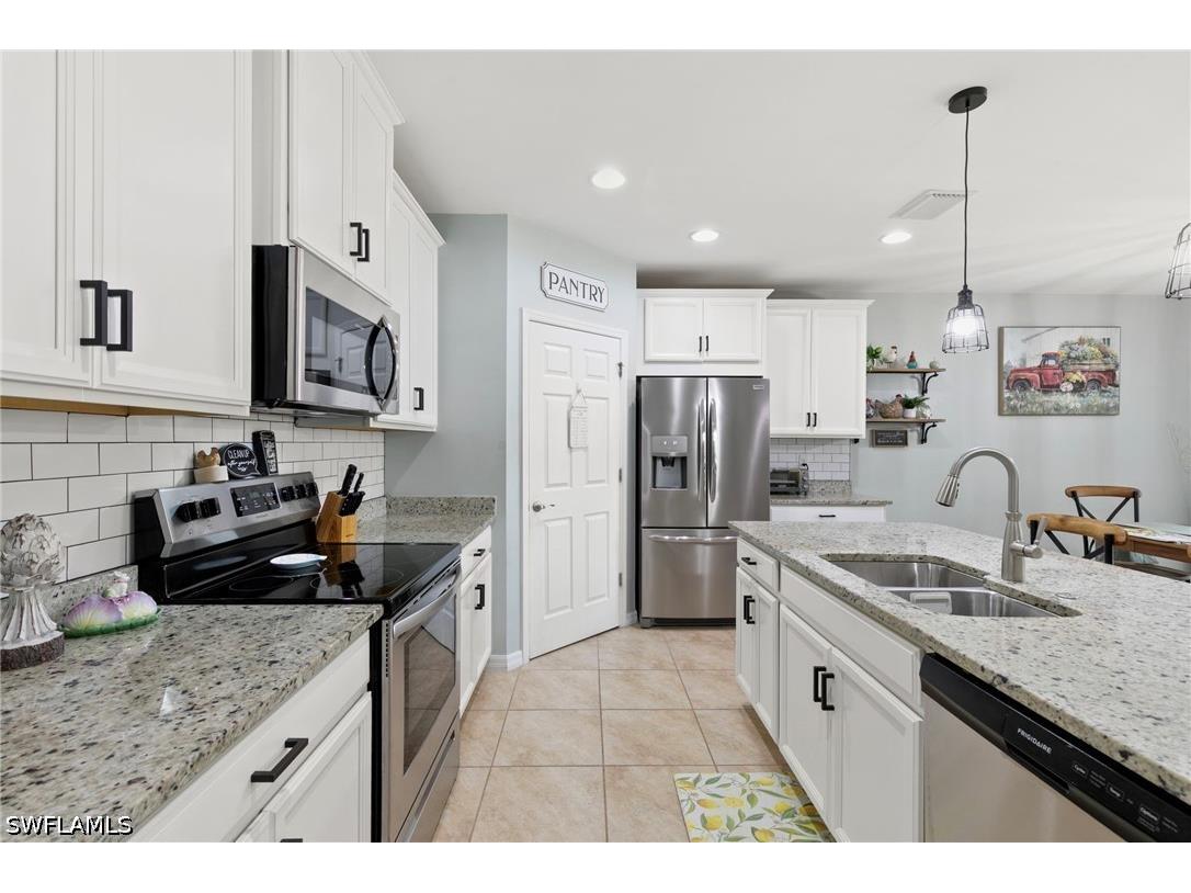 3215 Birchin Lane Fort Myers FL 33916 226018772 image5