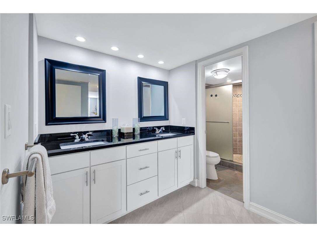 3215 Gulf Shore Boulevard N #704N Naples FL 34103 226005679 image13