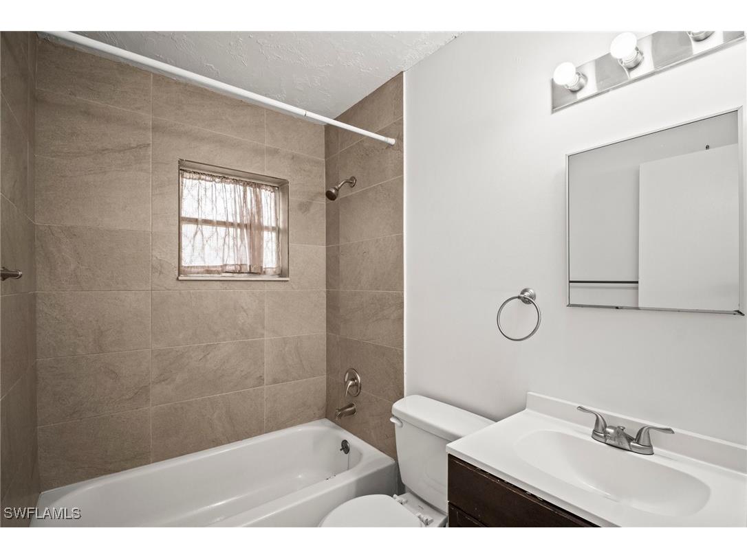 3215 Jeffcott Street Fort Myers FL 33916 225081893 image17