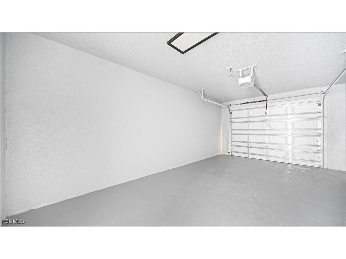 3216 Jeffcott Street Fort Myers FL 33916 2025019368 image11