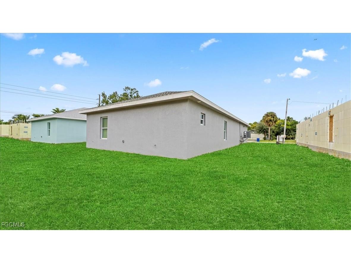 3216 Jeffcott Street Fort Myers FL 33916 2025019368 image32
