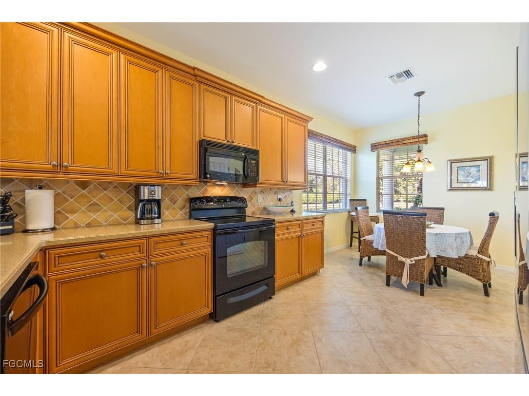 3216 Magnolia Landing Lane North Fort Myers FL 33917 2025023642 image19