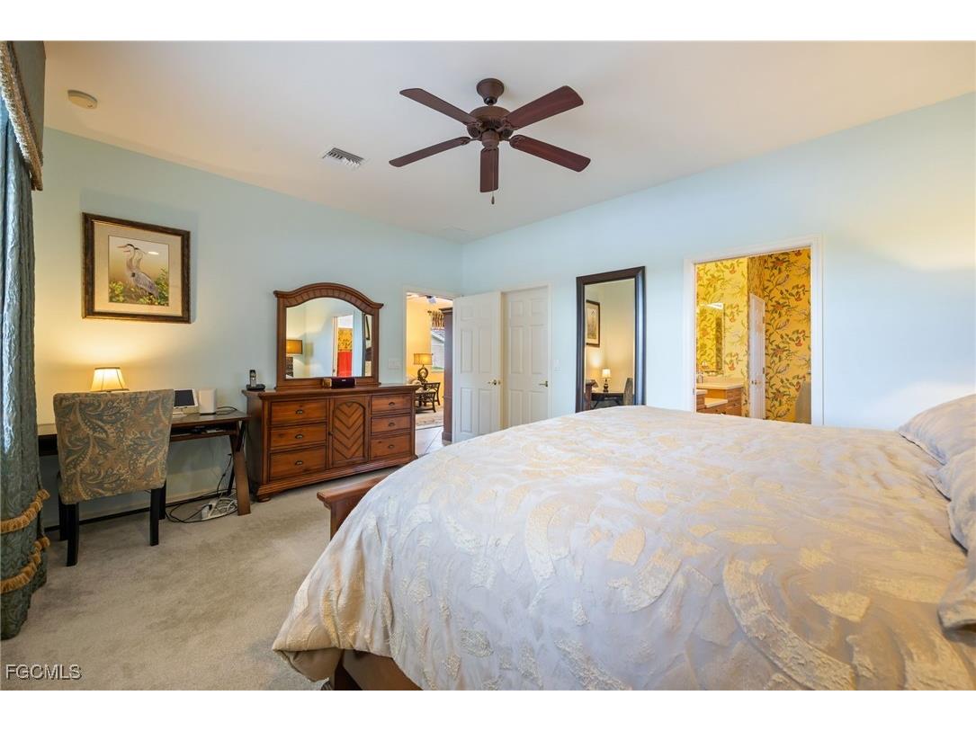 3216 Magnolia Landing Lane North Fort Myers FL 33917 2025023642 image25