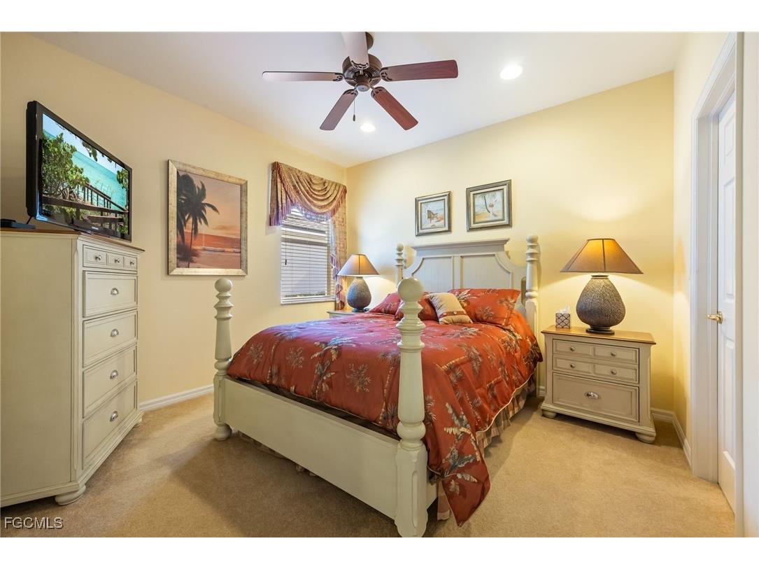 3216 Magnolia Landing Lane North Fort Myers FL 33917 2025023642 image28
