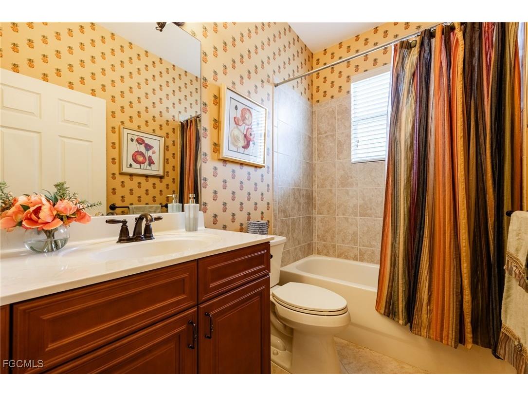 3216 Magnolia Landing Lane North Fort Myers FL 33917 2025023642 image29