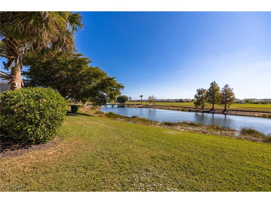 3216 Magnolia Landing Lane North Fort Myers FL 33917 2025023642 image33