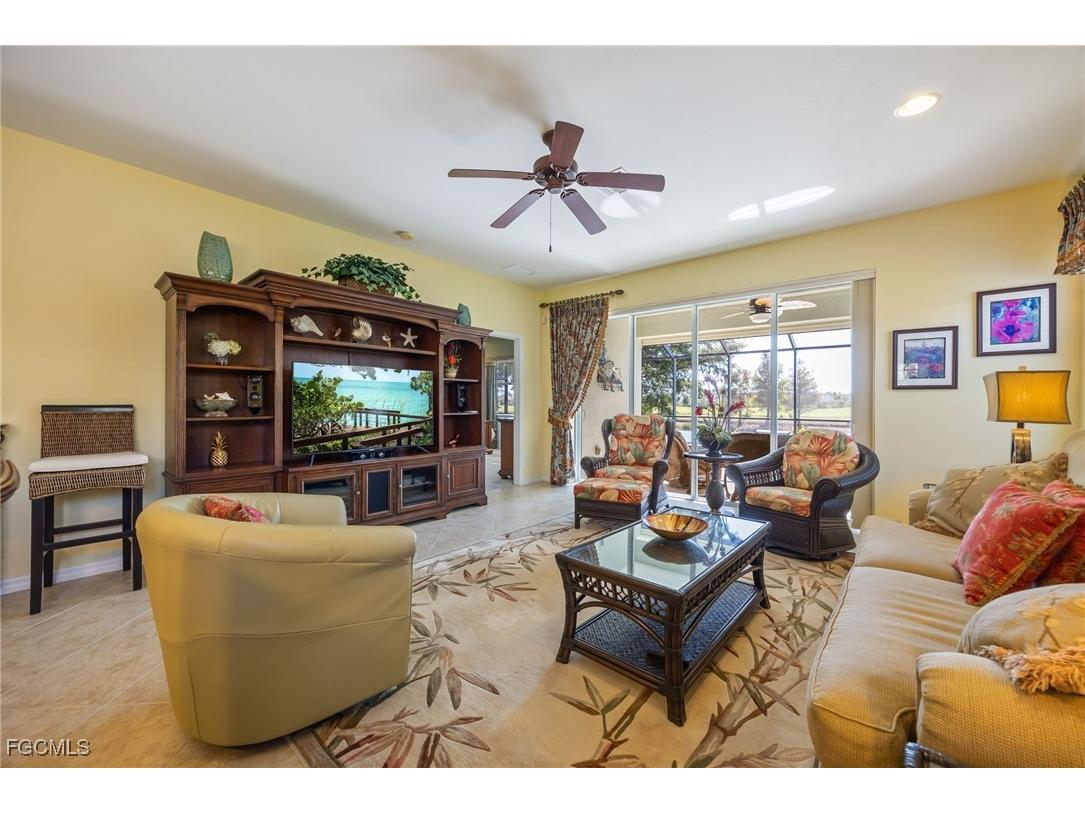3216 Magnolia Landing Lane North Fort Myers FL 33917 2025023642 image9