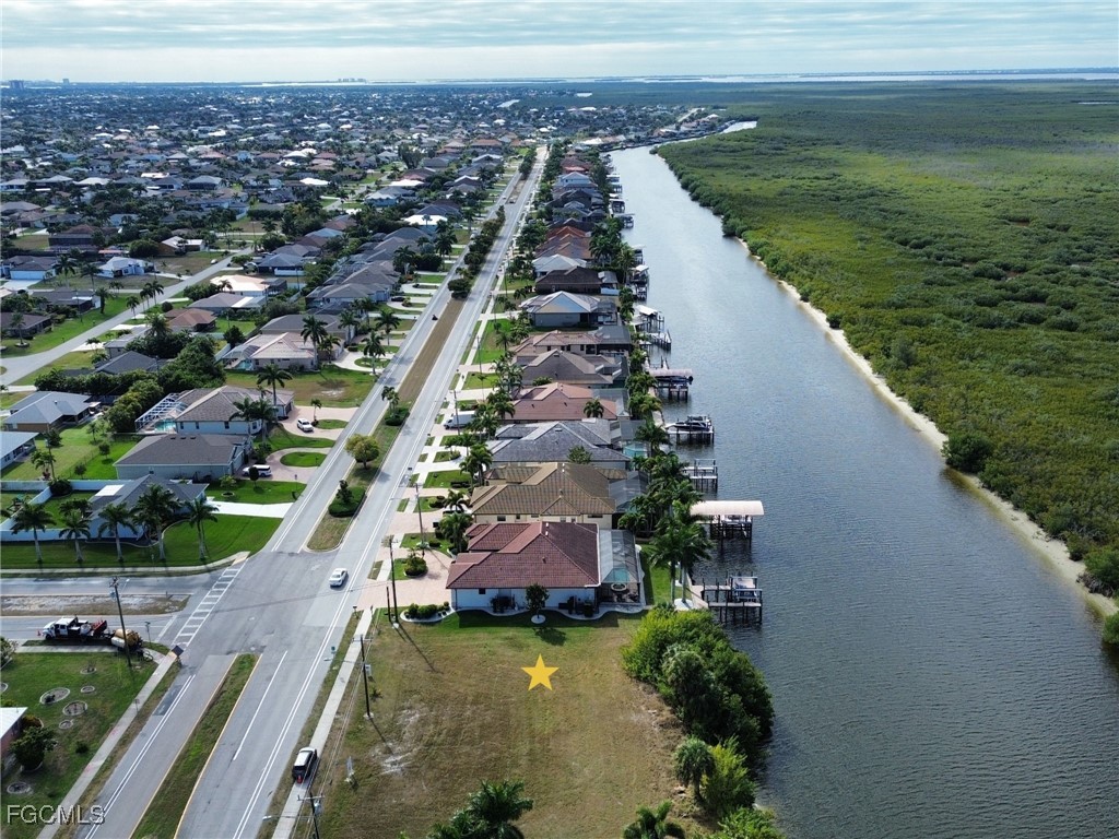 3216 Surfside Boulevard Cape Coral FL 33914 2026002320 image11