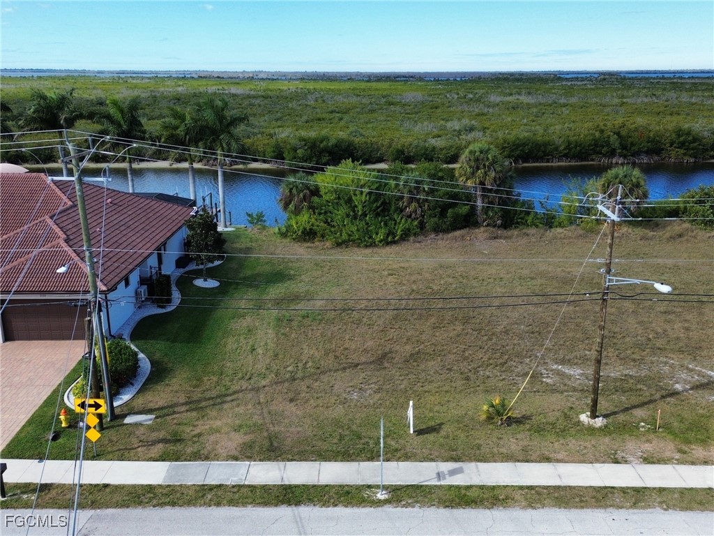 3216 Surfside Boulevard Cape Coral FL 33914 2026002320 image4