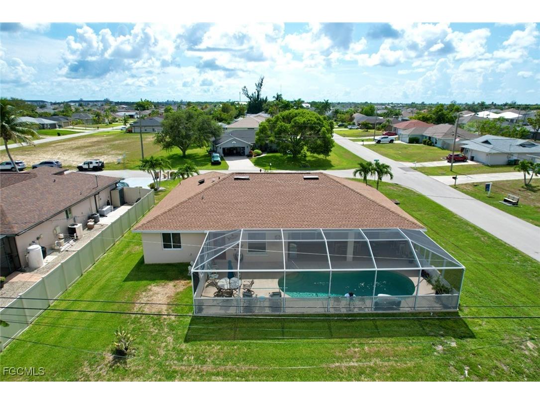 3217 SW 12th Avenue Cape Coral FL 33914 2025017829 image2