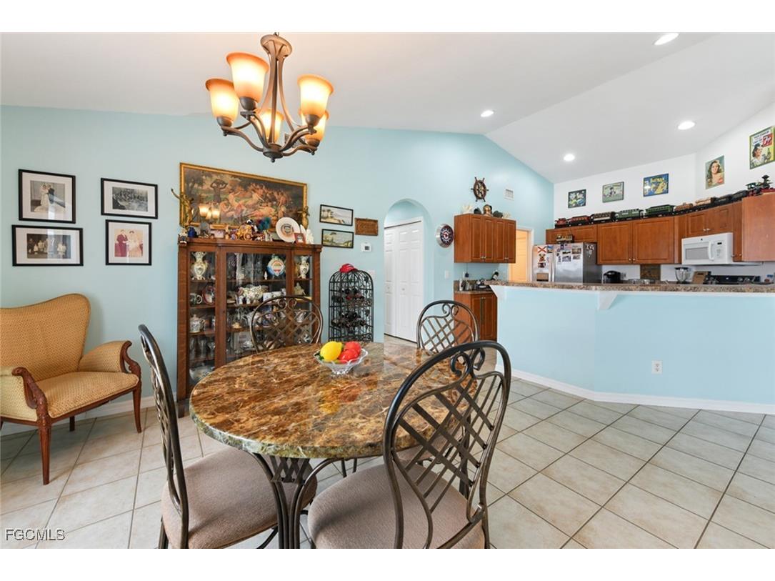 3217 SW 12th Avenue Cape Coral FL 33914 2025017829 image7