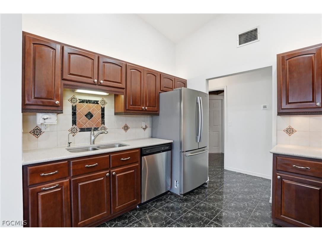 3218 Santa Barbara Boulevard N Cape Coral FL 33993 2026009079 image13