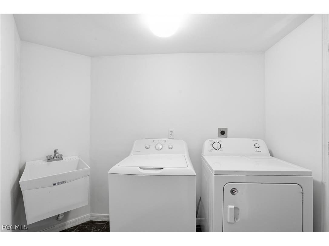 3218 Santa Barbara Boulevard N Cape Coral FL 33993 2026009079 image27