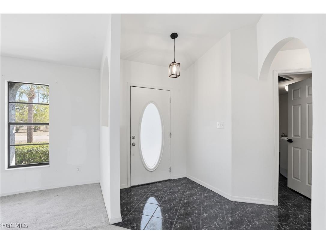 3218 Santa Barbara Boulevard N Cape Coral FL 33993 2026009079 image7