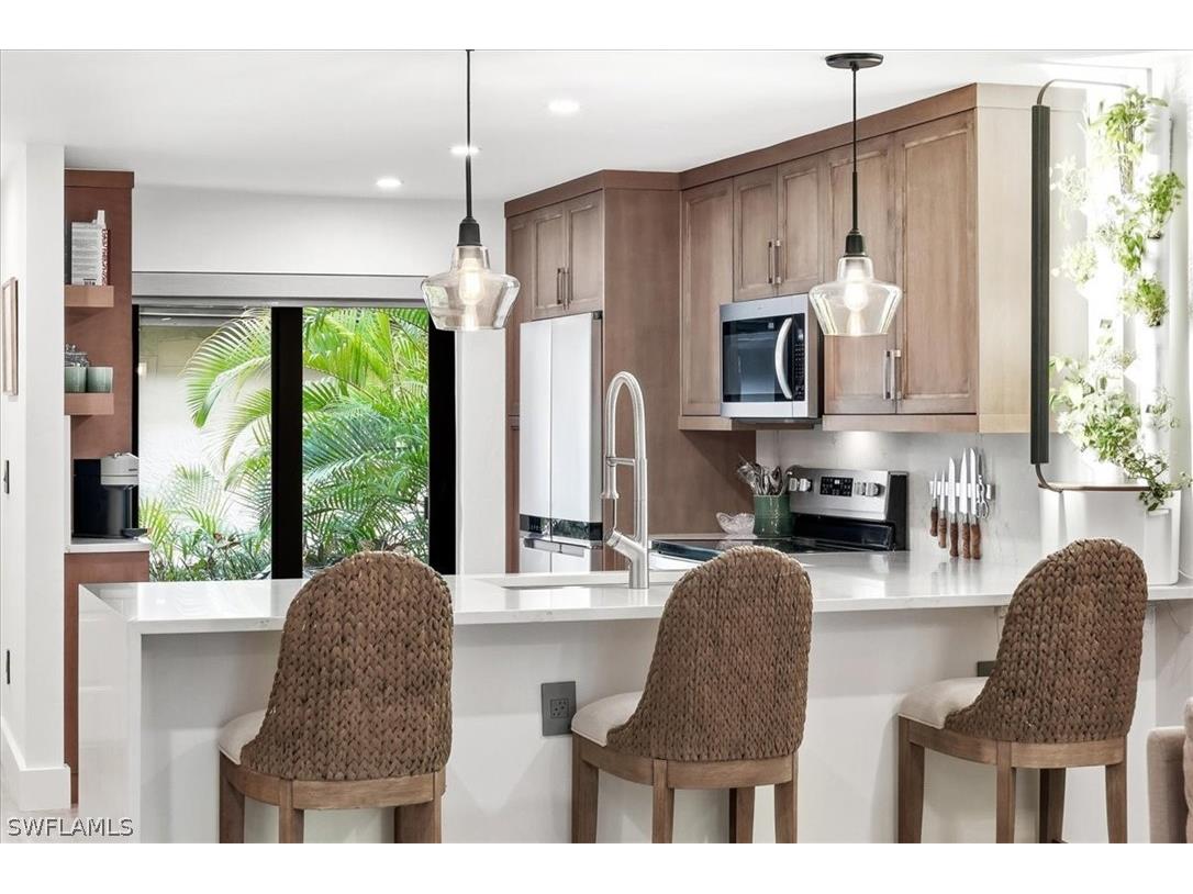 3219 Horse Carriage Way #303 Naples FL 34105 226008012 image1