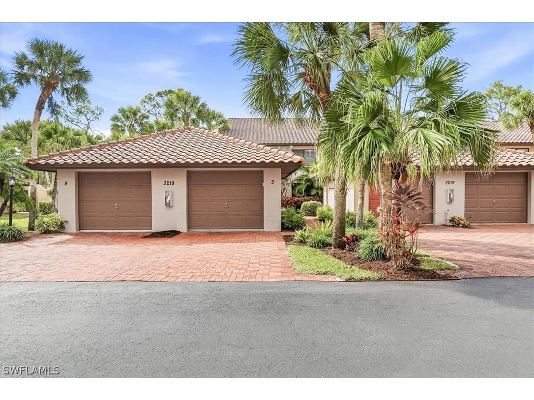 3219 Horse Carriage Way #303 Naples FL 34105 226008012 image32
