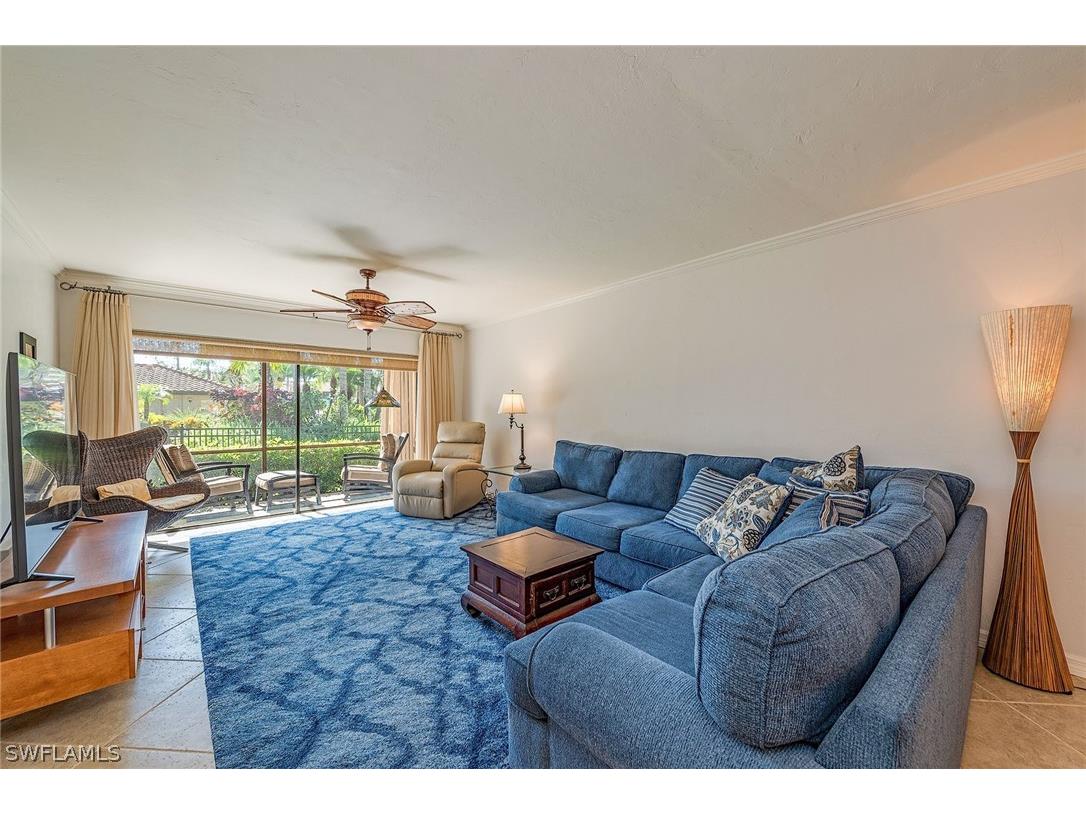3219 Horse Carriage Way #305 Naples FL 34105 223005874 image1