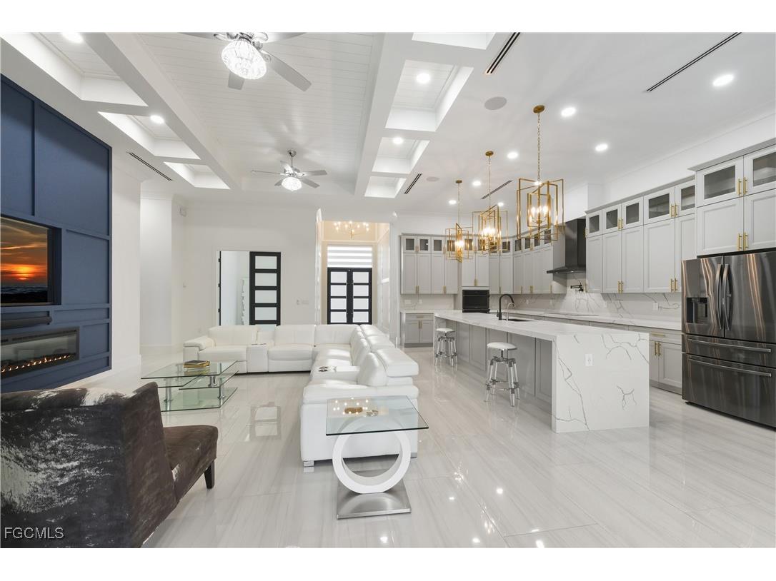 3219 White Boulevard Naples FL 34117 2025016096 image10