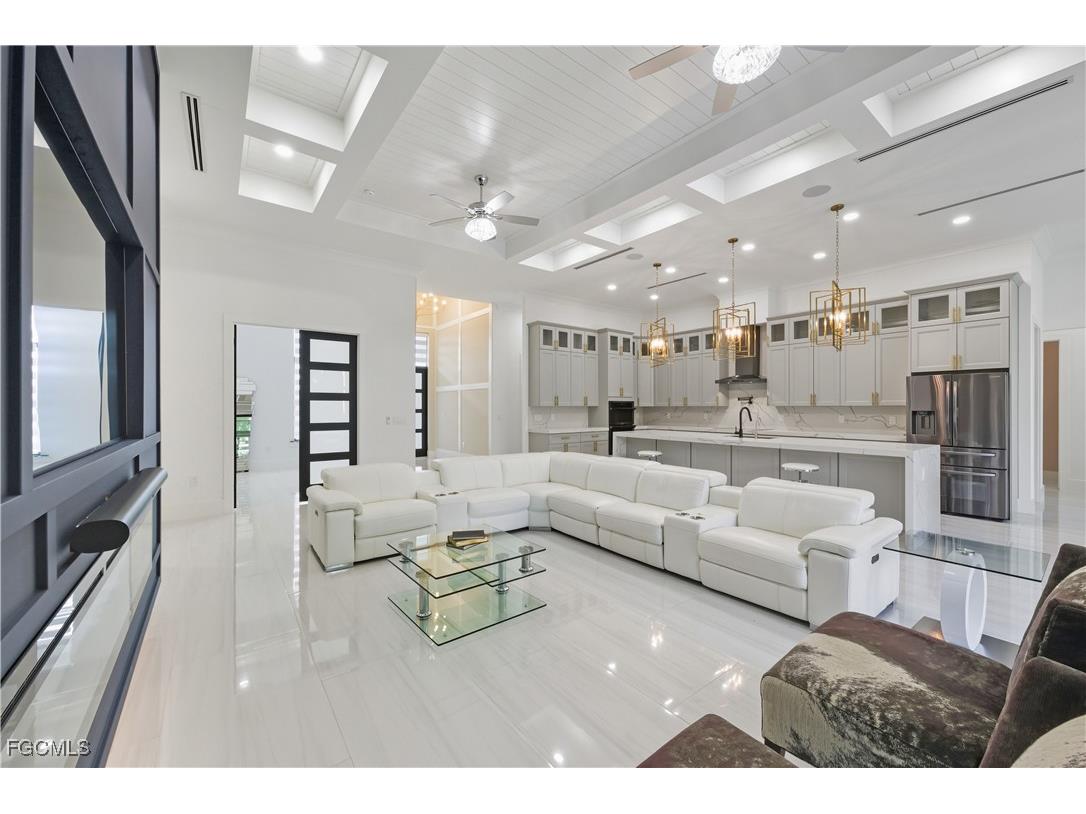 3219 White Boulevard Naples FL 34117 2025016096 image11