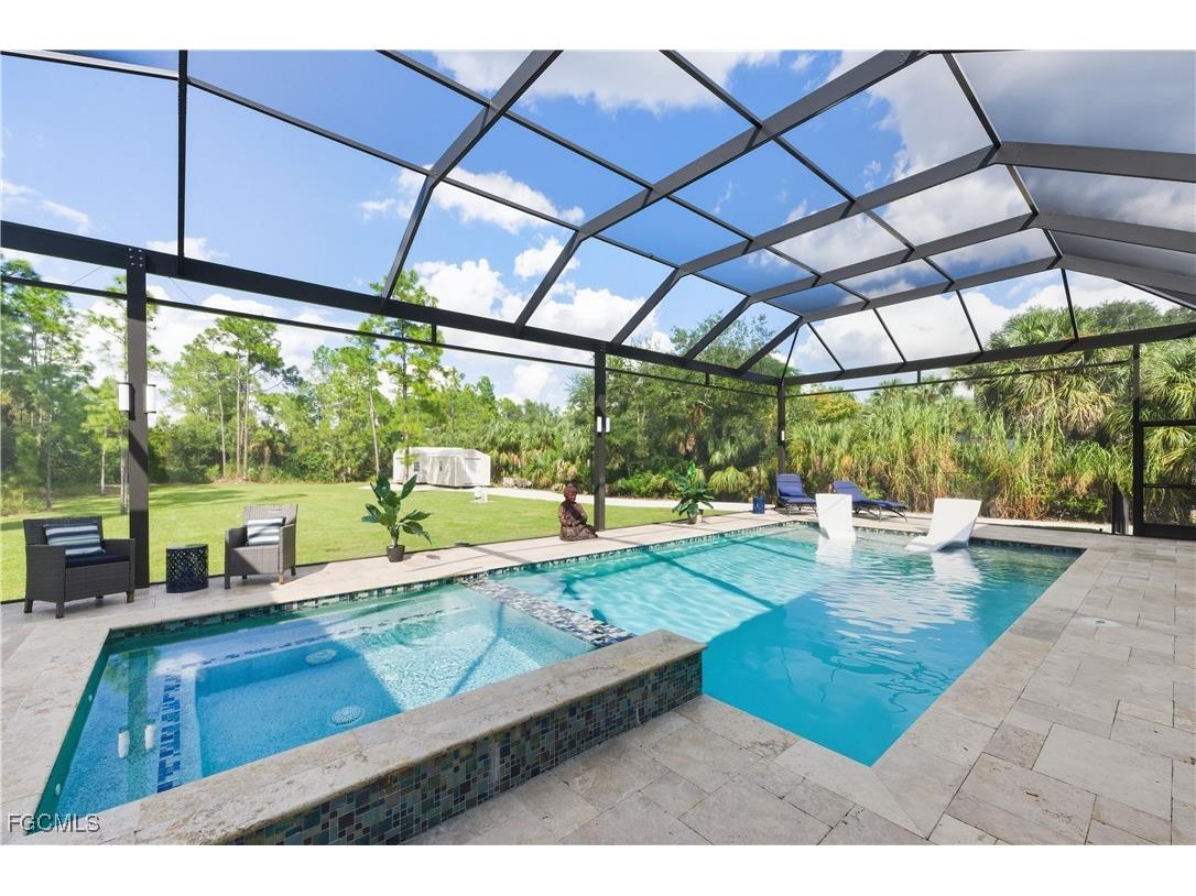 3219 White Boulevard Naples FL 34117 2025016096 image2