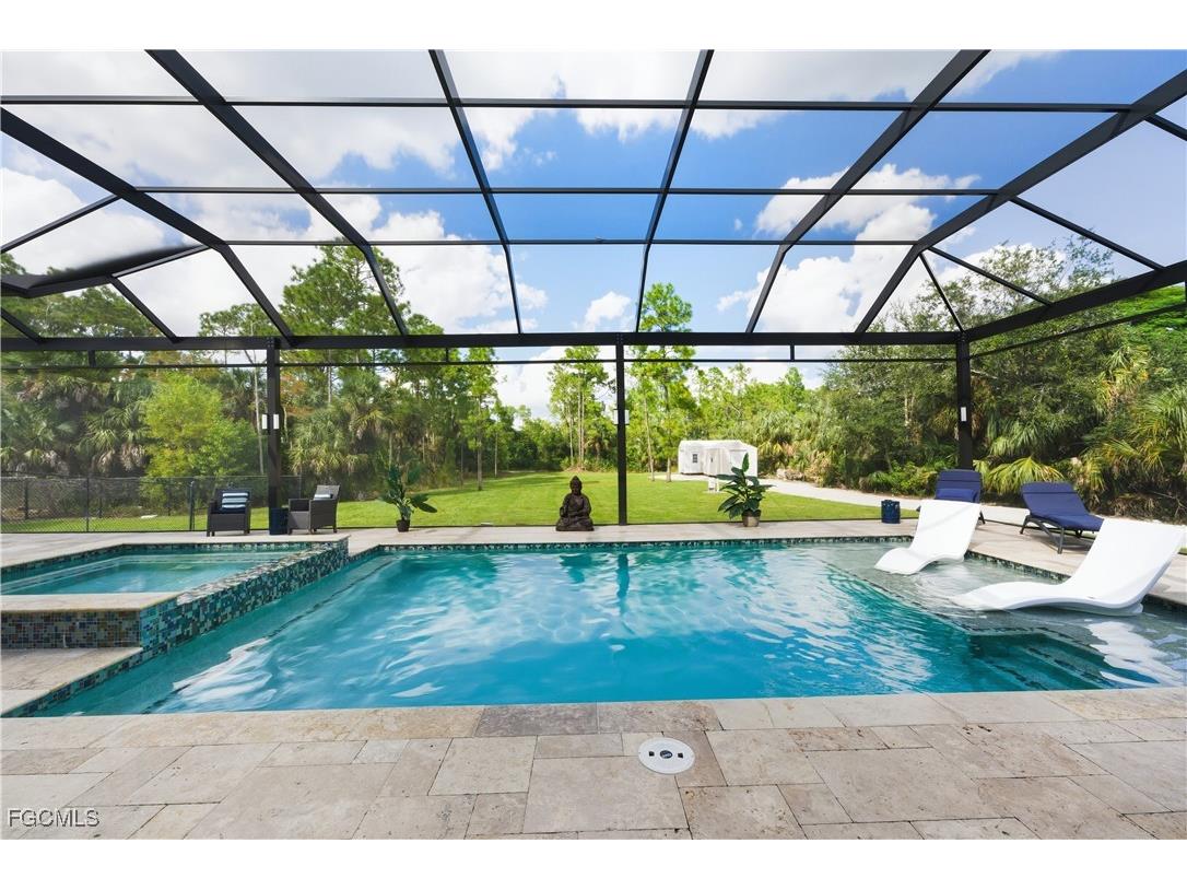 3219 White Boulevard Naples FL 34117 2025016096 image34