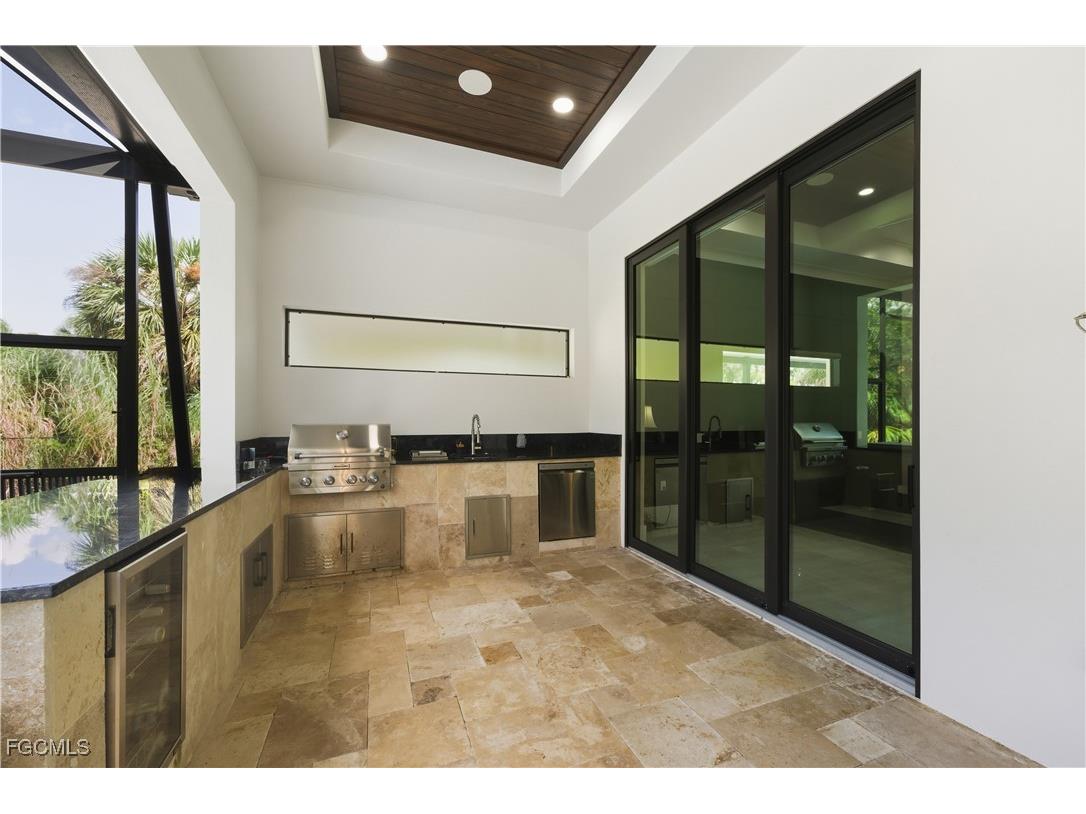 3219 White Boulevard Naples FL 34117 2025016096 image38