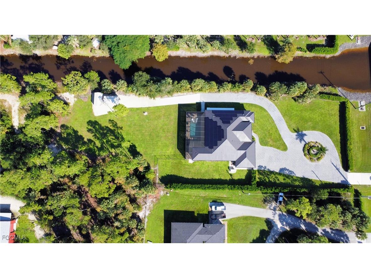 3219 White Boulevard Naples FL 34117 2025016096 image46